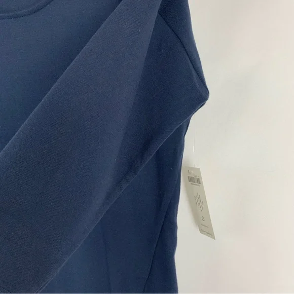 Chico's Women’s Navy 3/4 Sleeve Scoop Neck Tunic Top - Picture 4 of 8